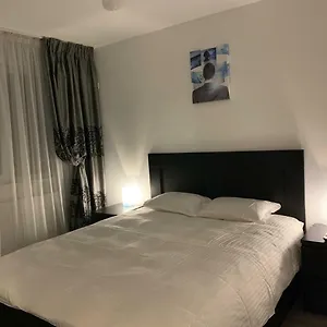 https://apartament-cristina.bucharesthotelsnow.com