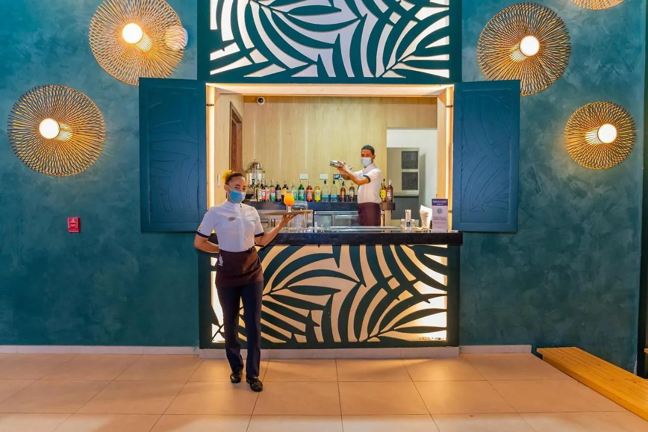 Resort Tropical Deluxe Princess Punta Cana