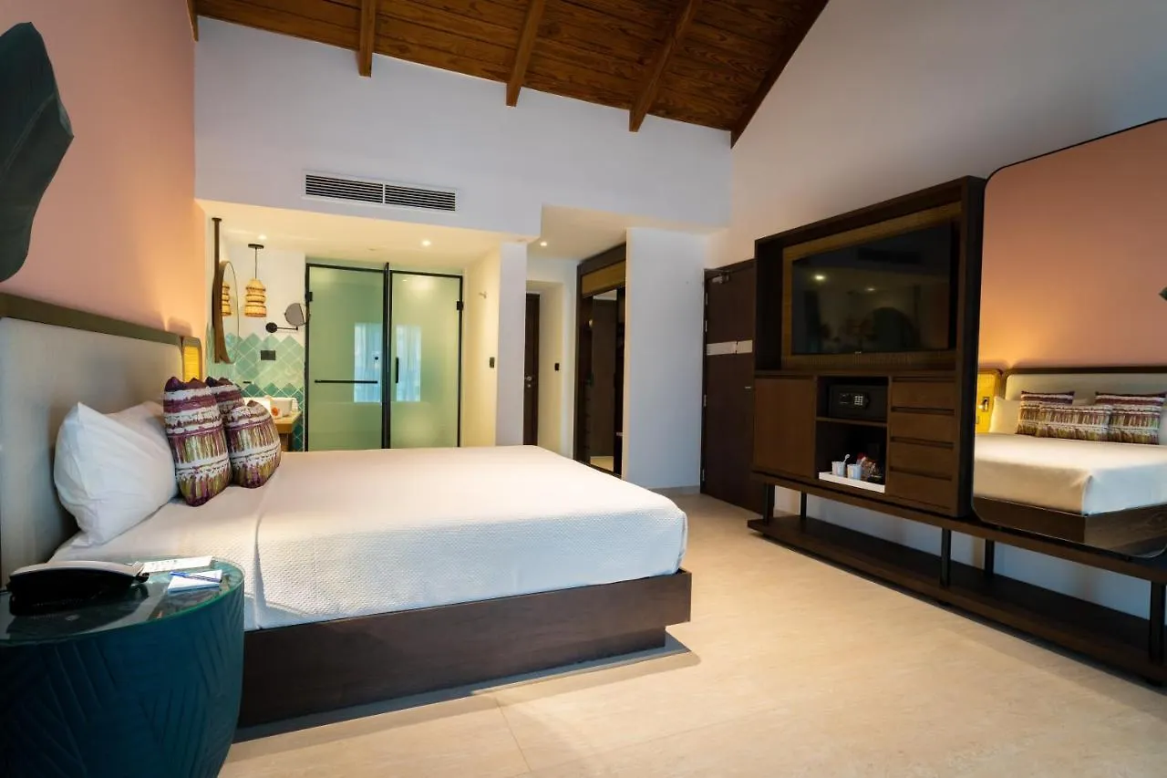 Tropical Deluxe Princess Punta Cana Resort